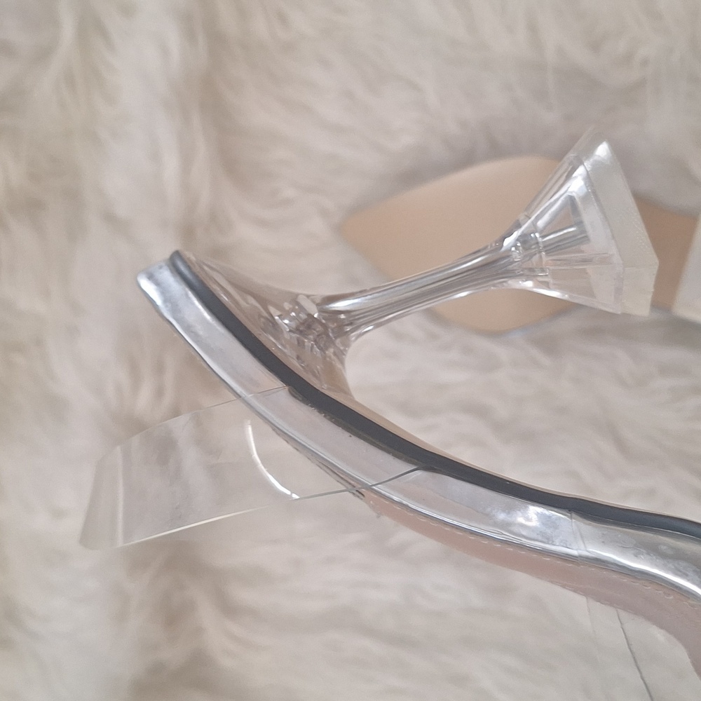 Wetkiss clear Jewel front heels - Picture 7 of 11